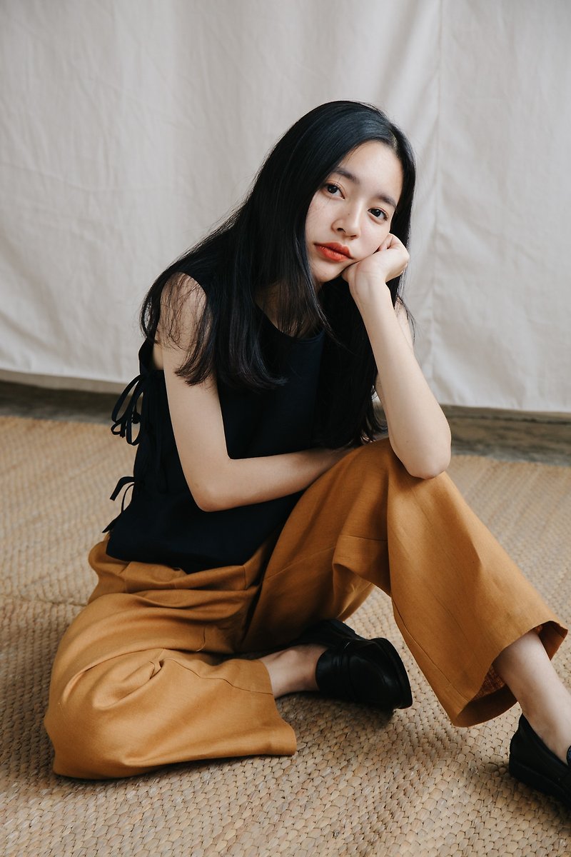 Relax Linen Trousers in Mustard - 女長褲 - 棉．麻 金色