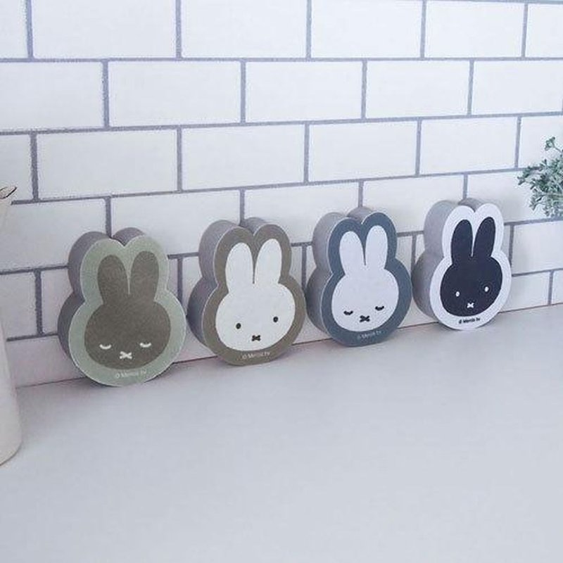 ชุดฟองน้ำครัวแบบไม่ทอ Miffy (4 ชิ้น) - ที่ห้อยกุญแจ - ฟองน้ำ 