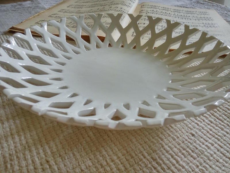 FUGUE Origin 現代遇見古典 - 手工樹枝瓷盤 L - 盤子/餐盤 - 瓷 白色