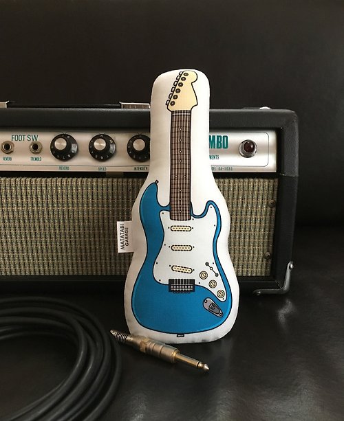 MATATABI GARAGE 吉他造型的貓咪玩具 藍色
