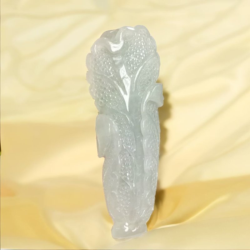 Ice jade, expertly carved cabbage | Natural Burmese grade A jade | Gift giving - Charms - Jade Transparent