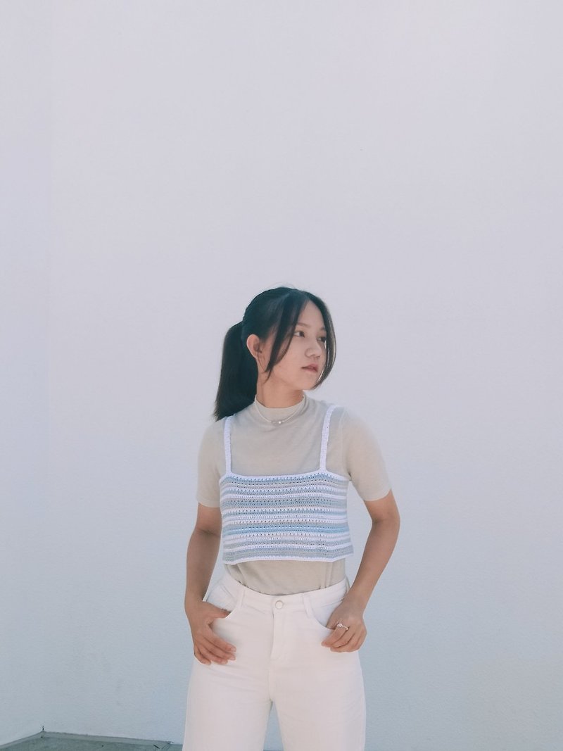 Salt girl hand-woven horizontal striped vest - เสื้อกั๊กผู้หญิง - ผ้าฝ้าย/ผ้าลินิน สีน้ำเงิน