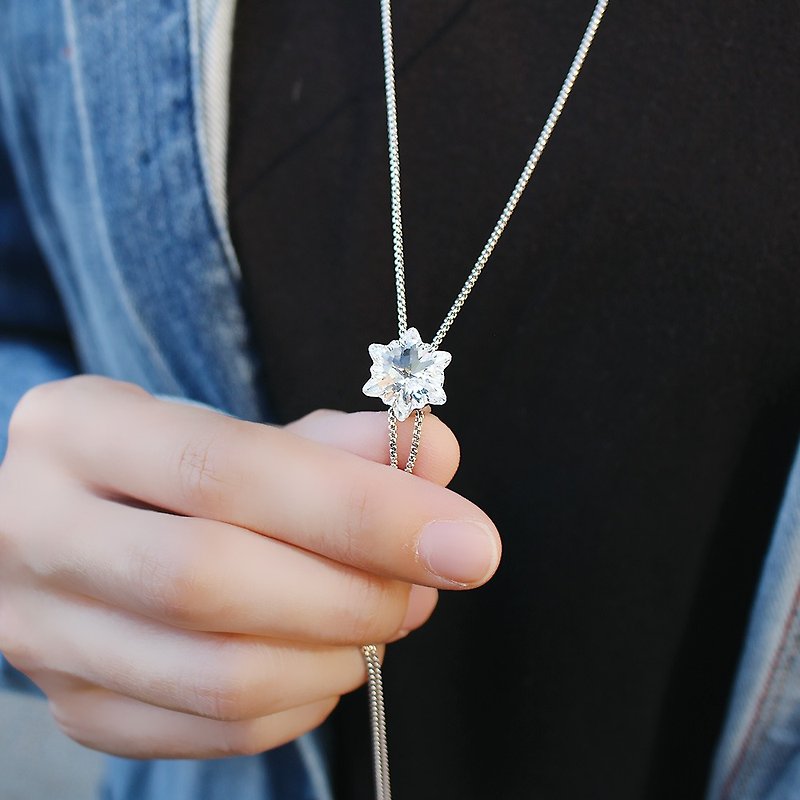 Edelweiss Crystal Necklace /堅毅女神項鍊 長鍊 施華洛世奇水晶 - 長頸鍊 - 水晶 多色