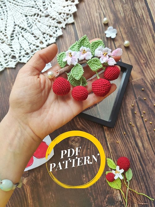 MagicCrochet Cherry pin Crochet PATTERN PDF, 櫻桃胸針, 櫻花胸針, 紅果別針