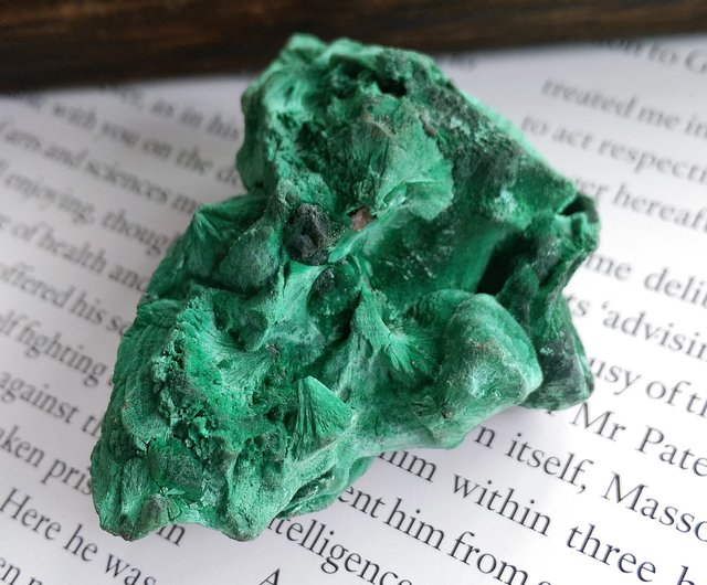 コンゴ産マラカイトベルベット石天然鉱石 - ショップ alice-gems