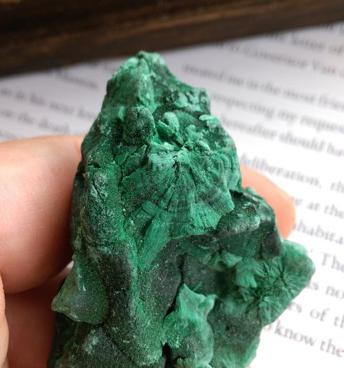 コンゴ産マラカイトベルベット石天然鉱石 - ショップ alice-gems