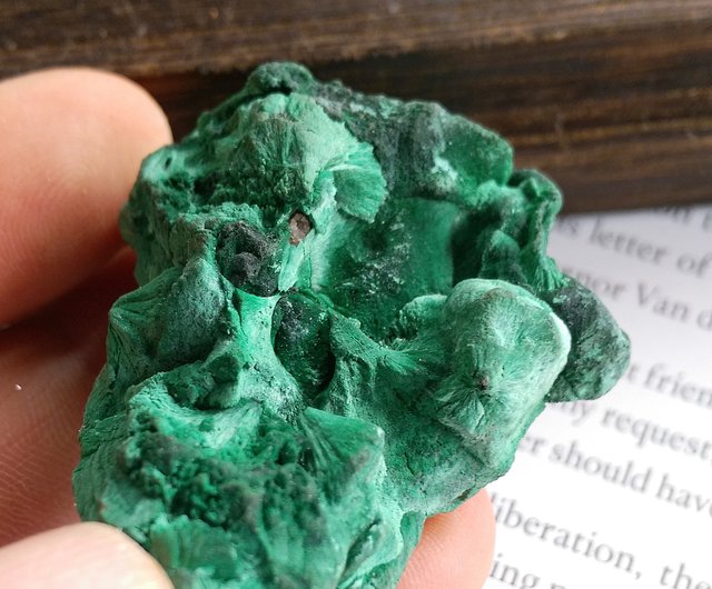 コンゴ産 ベルベットマラカイト原石 コンゴ産マラカイトベルベット石天然鉱石 - ショップ alice-gems