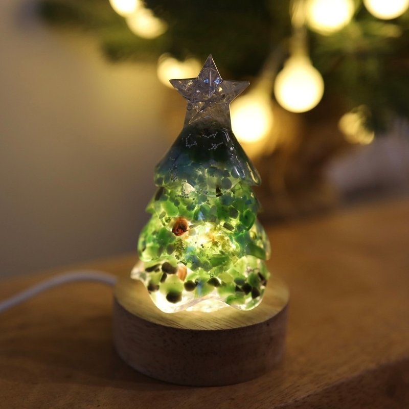 【聖誕節禮物】星願綠色水晶聖誕樹小夜燈奧剛能量樹寶石樹 - 燈具/燈飾 - 半寶石 綠色