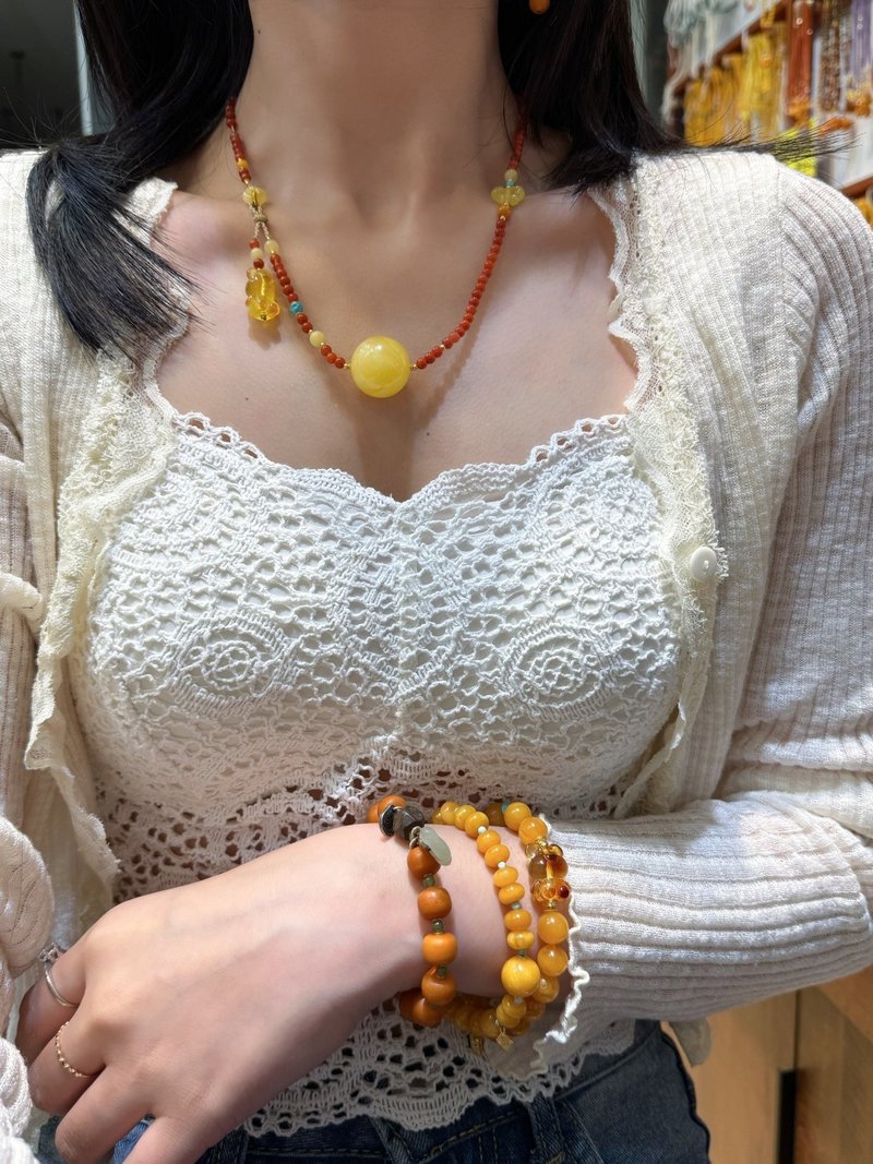 天然俄料白花蜜蠟圓珠鎖骨鏈項鏈 蠟質濃厚 蜜滿蠟實 - 吊飾/掛飾 - 水晶 
