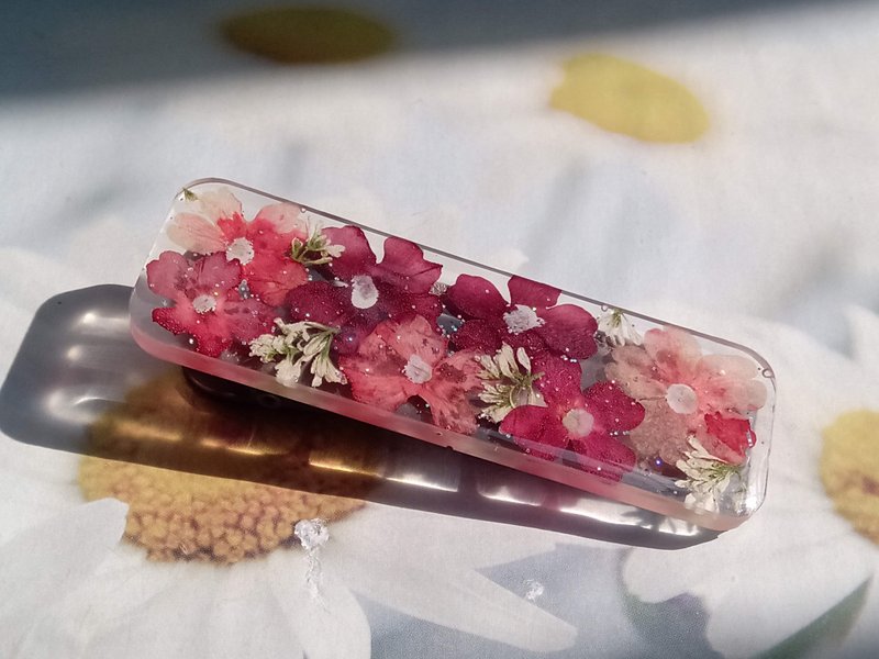 Handmade Flower hair accessory, Real Pressed Flowers, Resin Hair Clip - Hair Accessories - Other Materials Multicolor