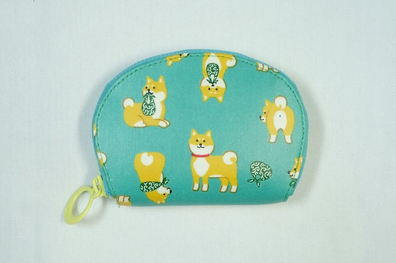 玩布手作。日本柴犬(湖水綠) 防水布-零錢包 短夾 - 零錢包/小錢包 - 防水材質 綠色