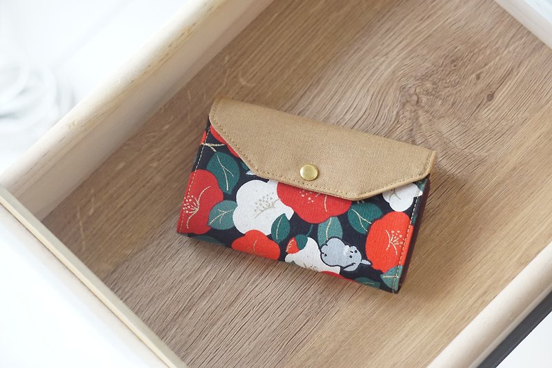 Purse-floral coin wallet/handmade gift - Wallets - Cotton & Hemp Red