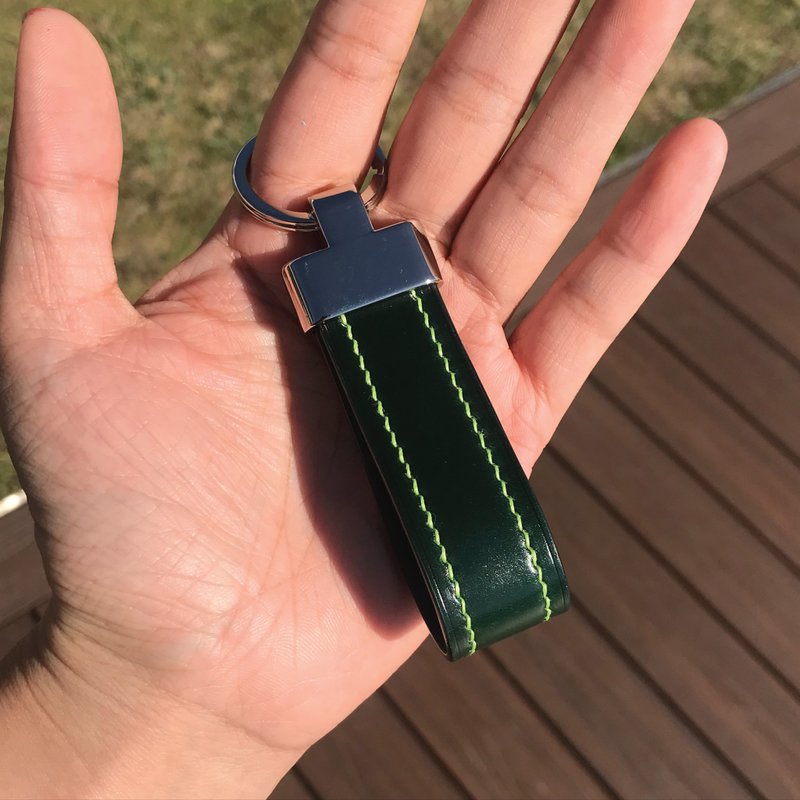 【皮革鑰匙圈】綠色馬臀皮/鎖匙扣/隨身小物/閨蜜禮物 - 鑰匙圈/鑰匙包 - 真皮 綠色