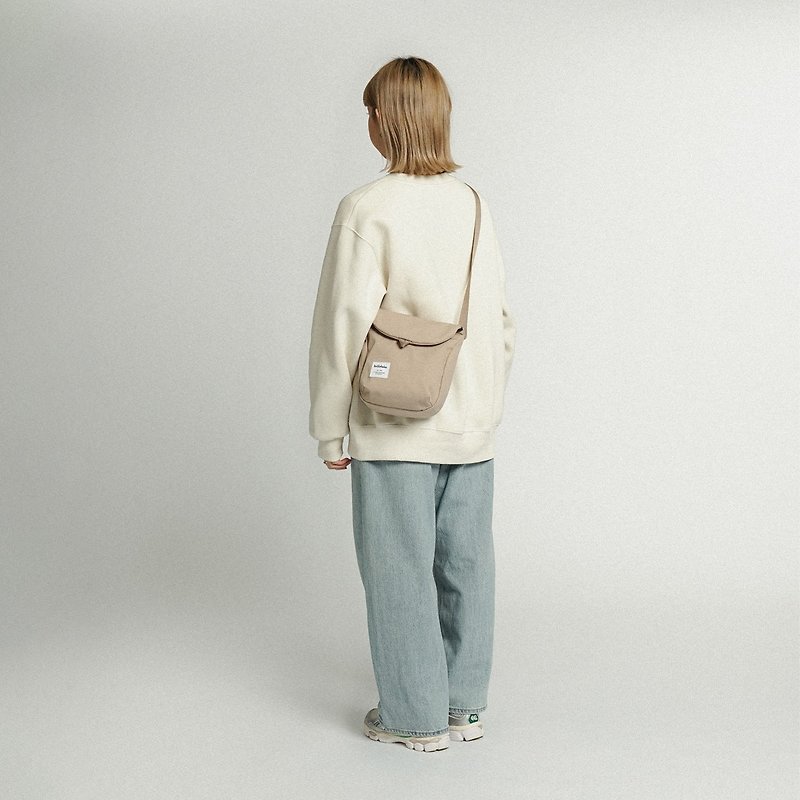DESI (ECO Edition) All Day Sling Bag, Crossbody Bag Shoulder Bag - Messenger Bags & Sling Bags - Eco-Friendly Materials Khaki