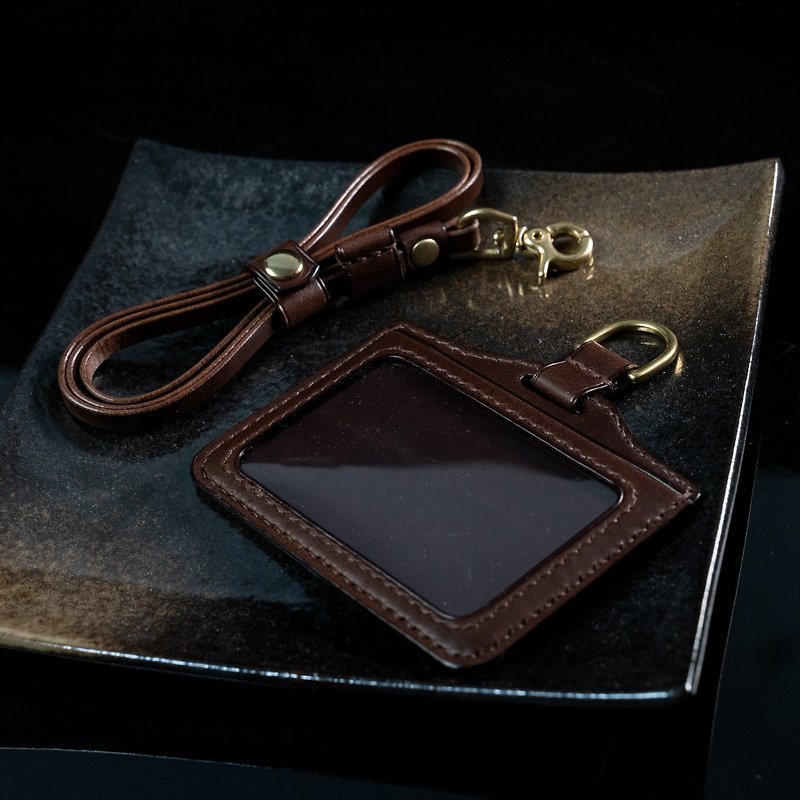 Dark brown horizontal ID card holder, card holder, ID card holder, Italian vegetable tanned leather Buttero - ที่ใส่บัตรคล้องคอ - หนังแท้ สีนำ้ตาล