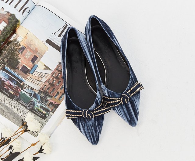 波光粼粼 蝴蝶結立體紋路絲絨尖頭鞋 人魚眼淚藍 設計館lili Jan 真皮手工鞋 女款休閒鞋 Pinkoi