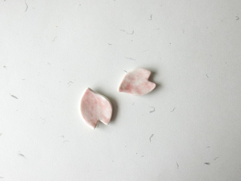 Ceramic pink cherry blossom flower chopstick holder (one pair @ 2) - เซรามิก - เครื่องลายคราม สึชมพู