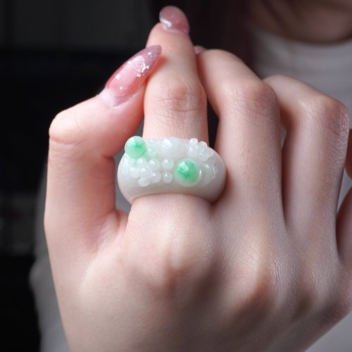 瓔珞珠寶盒 E.L.Jewelry Box 飄陽綠翡翠花開富貴玉戒 | 國際15圍 | 天然緬甸玉翡翠A貨 | 送禮