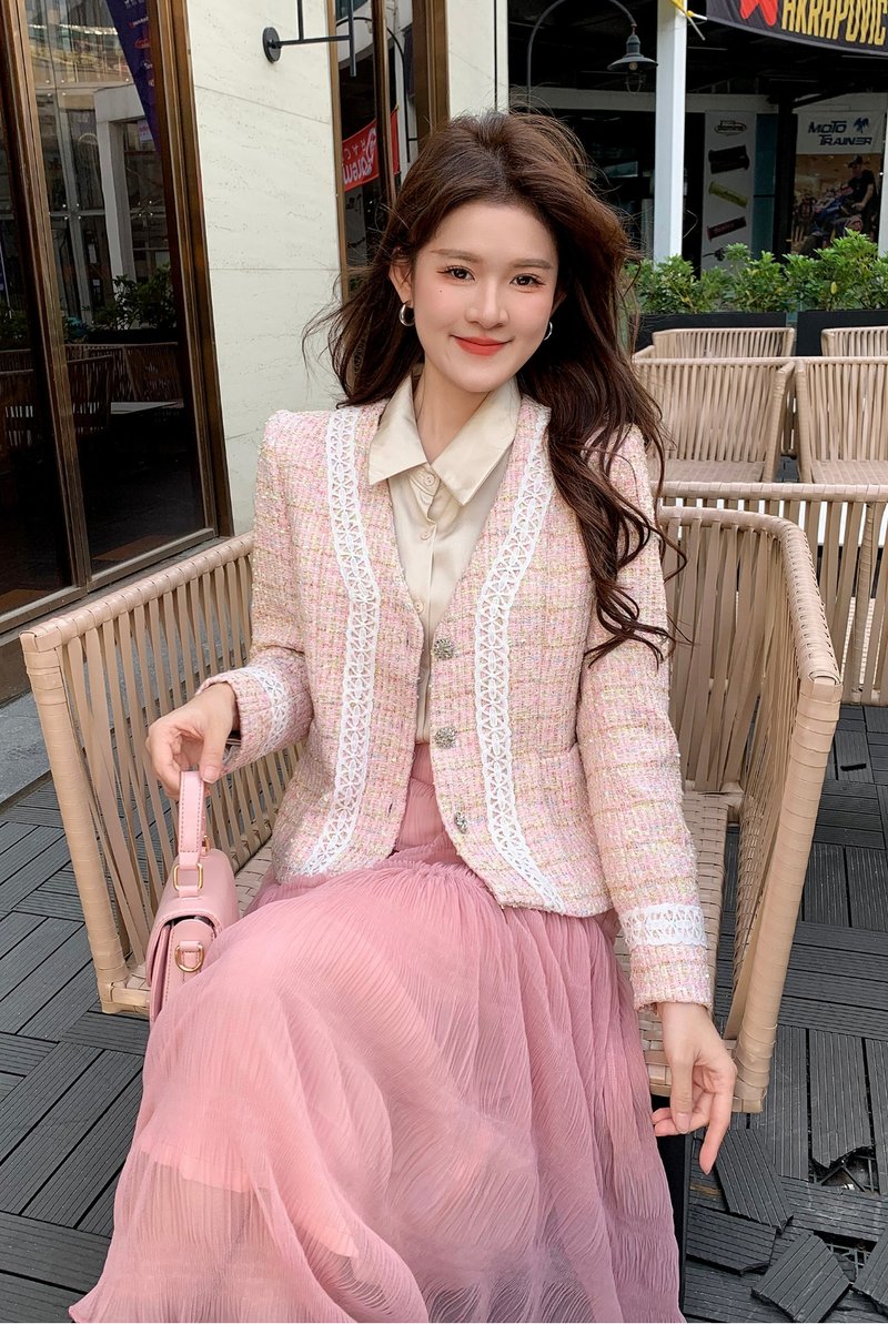 + Nega C. Elegant V-neck Tweed Jacket | Pink | Lined + - เสื้อแจ็คเก็ต - เส้นใยสังเคราะห์ สึชมพู