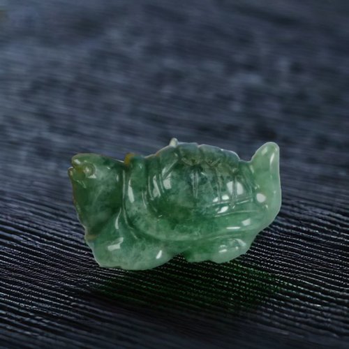 瓔珞珠寶盒 E.L.Jewelry Box 【吉祥‧長壽】綠飄花翡翠烏龜擺飾 | 天然緬甸玉翡翠A貨 | 送禮