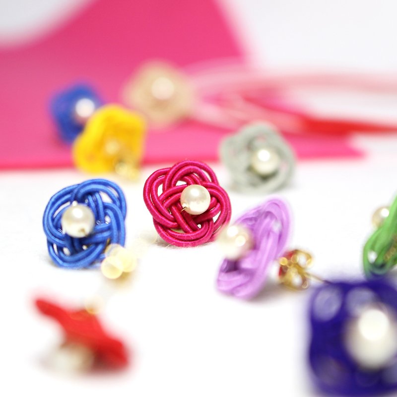 japanese style pierce / earring / mizuhiki / japan / accessory / flower / kawaii - ต่างหู - ผ้าไหม หลากหลายสี