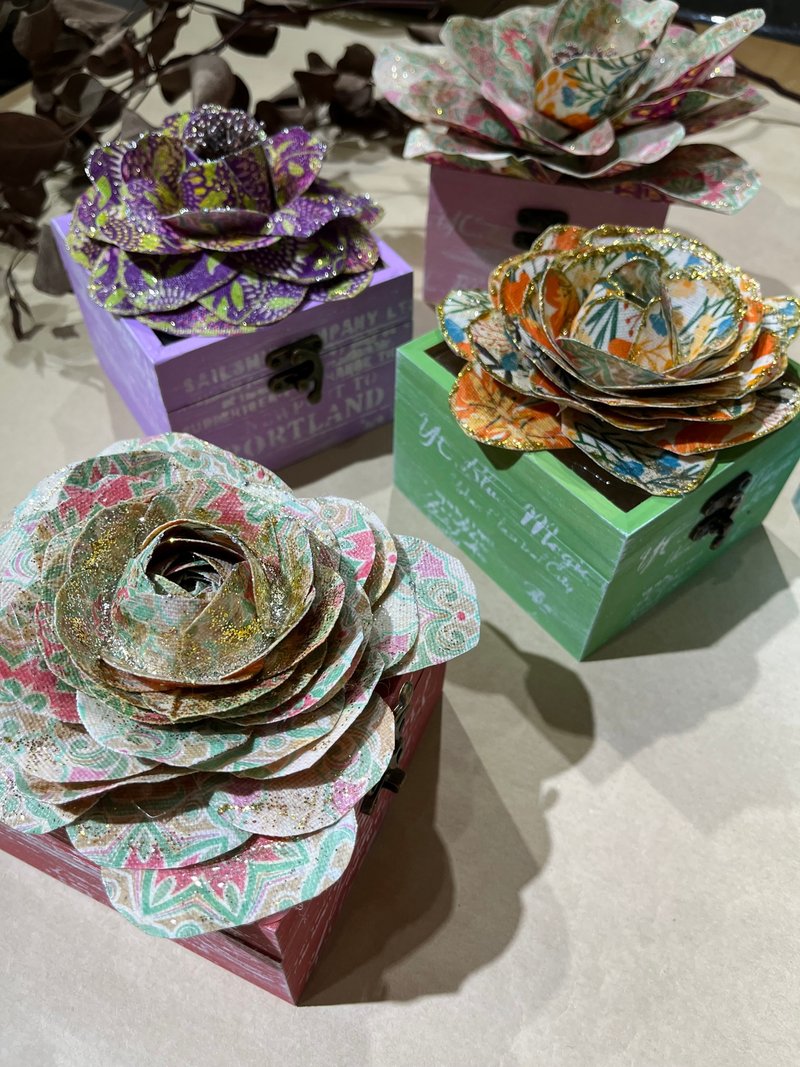 花盒 山茶花 手工花 木盒 收納盒 置物盒 紙藝拼貼 蝶古巴特 - 居家收納/收納盒/儲物盒 - 木頭 多色