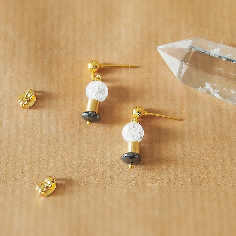 Minimal  ice quartz stone earrings 01 - ต่างหู - หิน ขาว