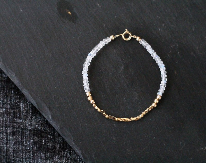 Top Moonstone Single Ring Fine Bracelet - Bracelets - Gemstone White