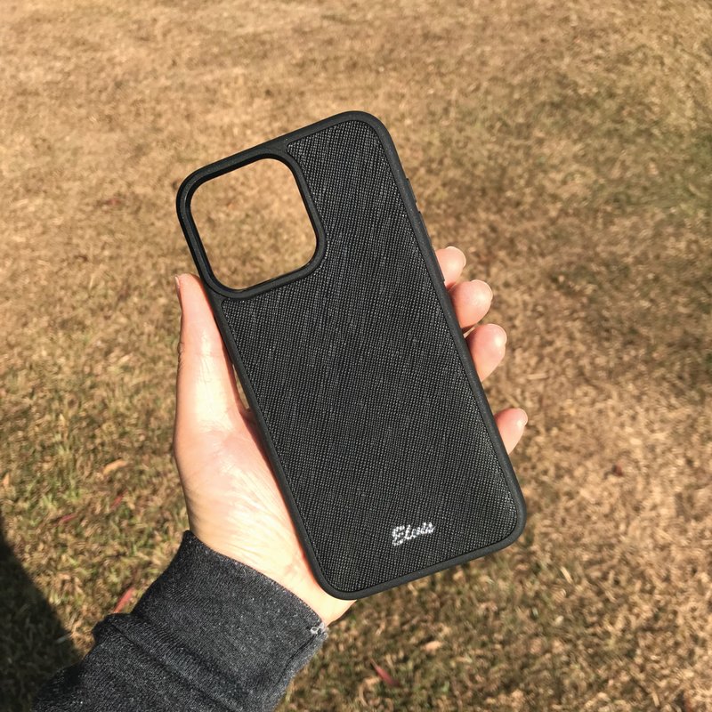 【iPhone手機殼】黑色十字紋牛皮/防摔/多款型號/客製化印字 - 手機殼/手機套 - 真皮 黑色