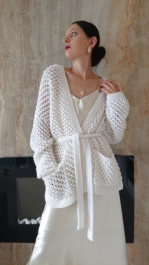 Scarlet Sails Shop White sweater jacket Kimono cardigan Drop shoulder loose top Sweater wool women