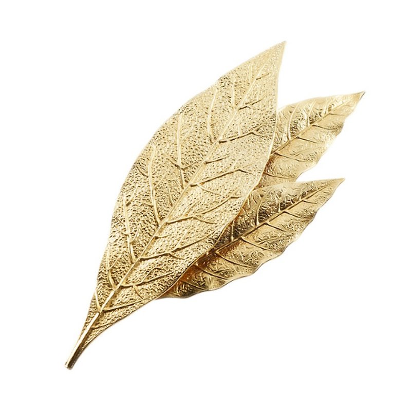 フランス、フォンテーヌブロー宮殿の月桂樹の葉のピン - ブローチ - 金属 ゴールド