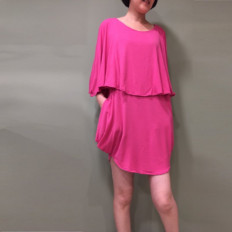 dress一字領斗蓬洋裝 ( 彈性調整可圓領/一字領)-桃紅 - 洋裝/連身裙 - 棉．麻 粉紅色