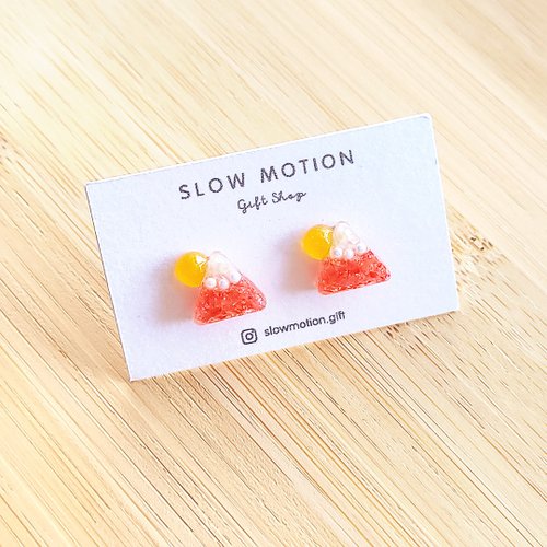 Slow Motion Gift Shop 富士山太陽耳環/耳夾 紅 抗過敏醫療鋼
