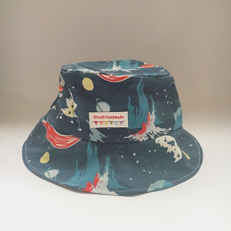 (Christmas gift exchange) independent of original series Hat hat flew into outer space is available on both sides - Hats & Caps - Cotton & Hemp Blue