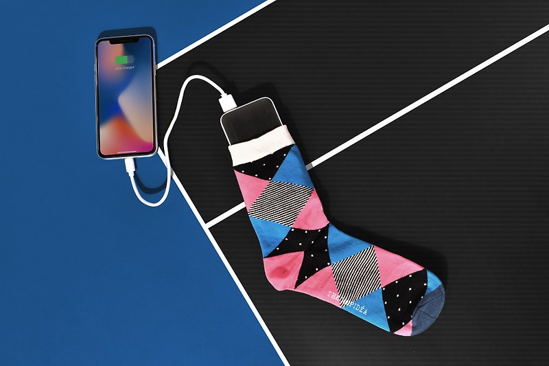 Thecoopidea -  HAIRY 6000mAh Powerbank with socks - Chargers & Cables - Other Materials Black