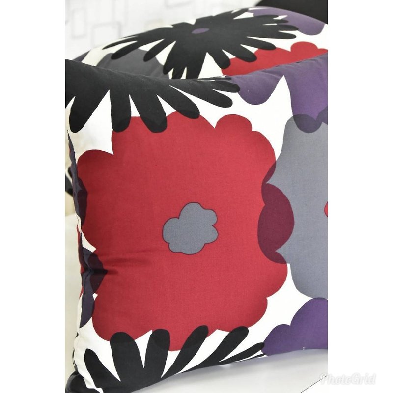 京都   設計花朵  /抱枕1入含棉心 - 枕頭/抱枕 - 棉．麻 多色
