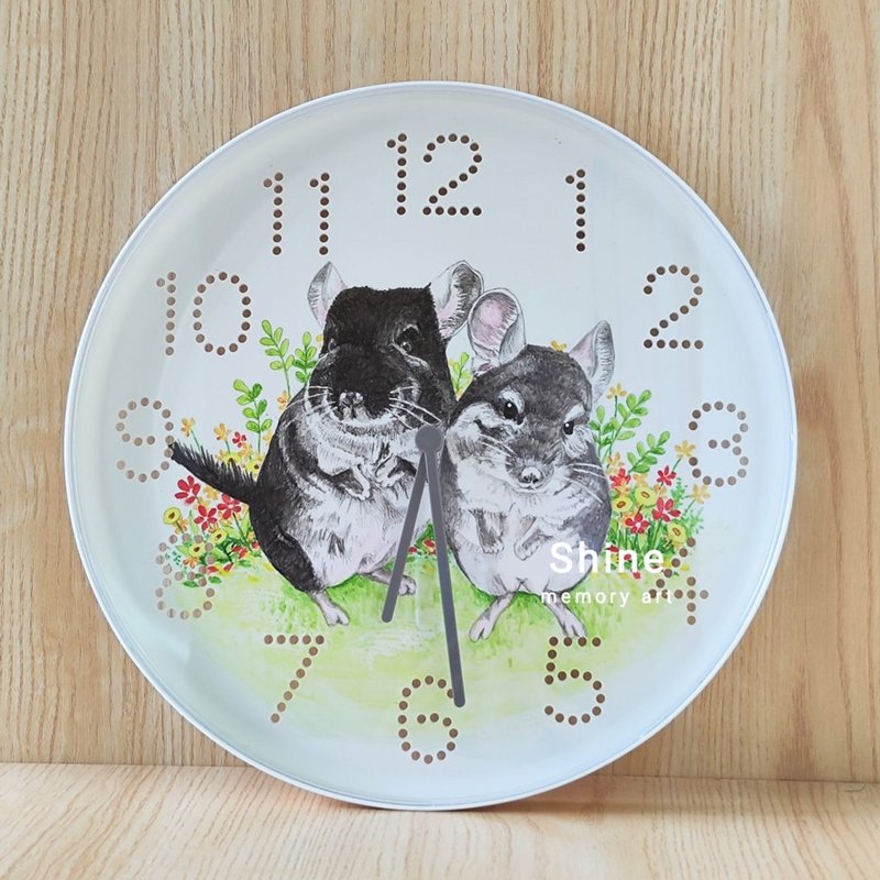 Customized hand-painted pet chinchilla wall clock-one/two - หมอน - พลาสติก 