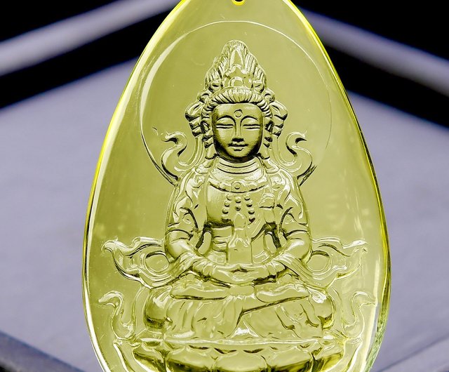 天然シトリン観音菩薩ペンダント：ふっくらとした造形と美しい色彩が