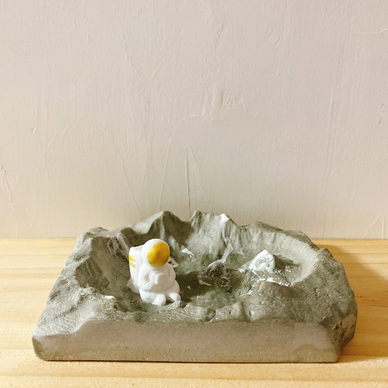 【自家製】月球旅行記 香座 擴香器 - 香氛/精油/擴香 - 水泥 