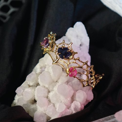 蜘蛛の巣バングル - ショップ rockmejewelry ブレスレット - Pinkoi