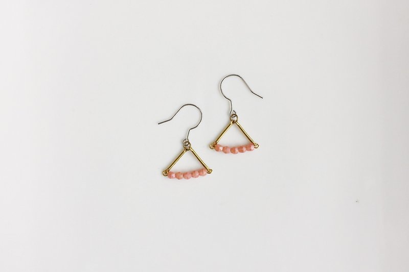 梅子喉糖 天然石黃銅造型耳環  - 耳環/耳夾 - 寶石 粉紅色