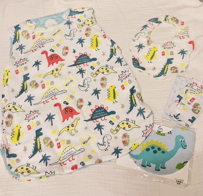 Big smile happy handmade-dinosaur anti-kicking quilt gift box set - Bibs - Cotton & Hemp Multicolor