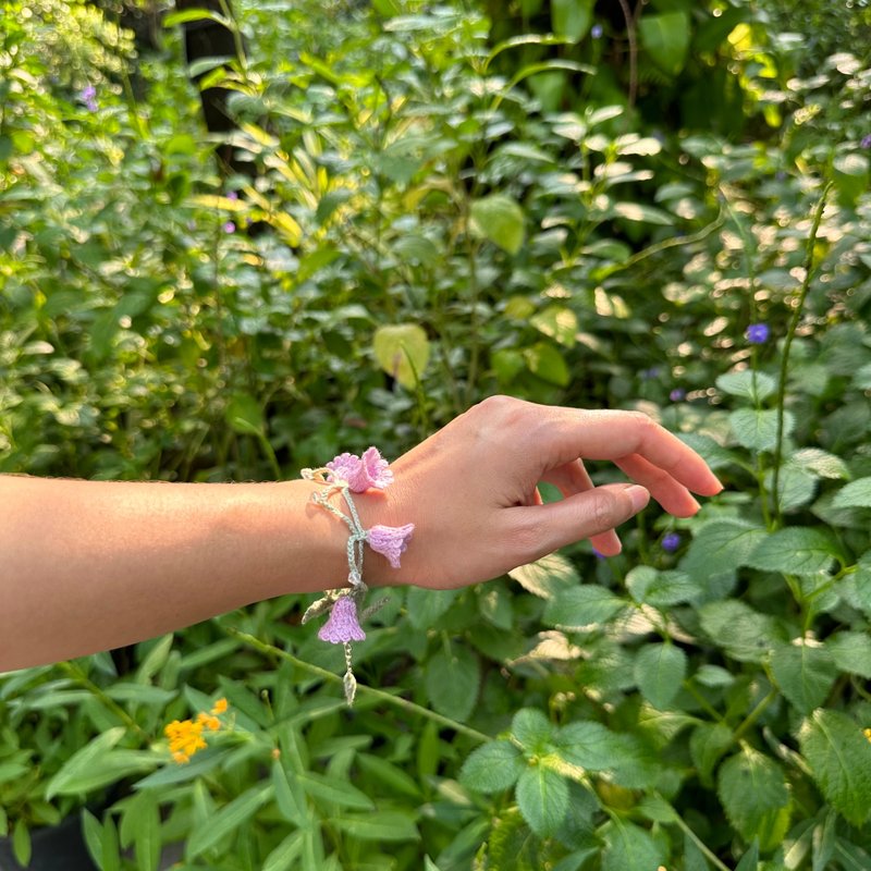 Lily of the valley crochet bracelet LAVENDER - 手鍊/手環 - 繡線 紫色