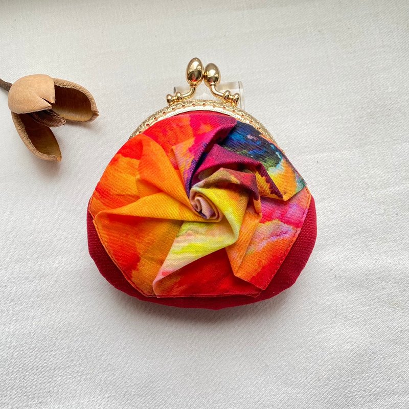 Rendering three-dimensional rose design mouth gold bag - Coin Purses - Cotton & Hemp 