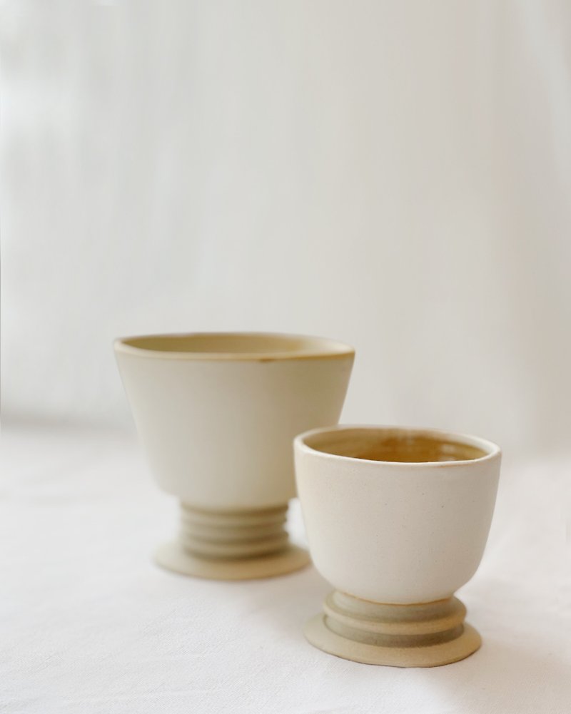 陶瓷手工 | 高腳白陶杯 - 杯子 - 陶 白色