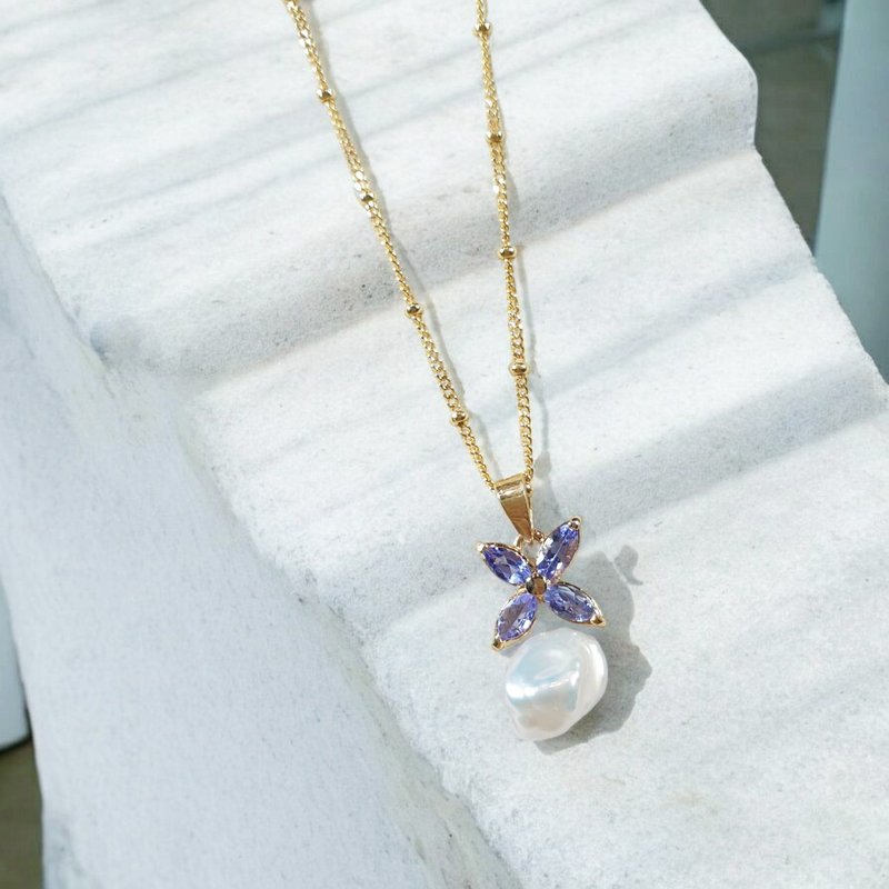 Keshi pearl with Tanzanite necklace, Silver with gold plated setting - 項鍊 - 寶石 藍色