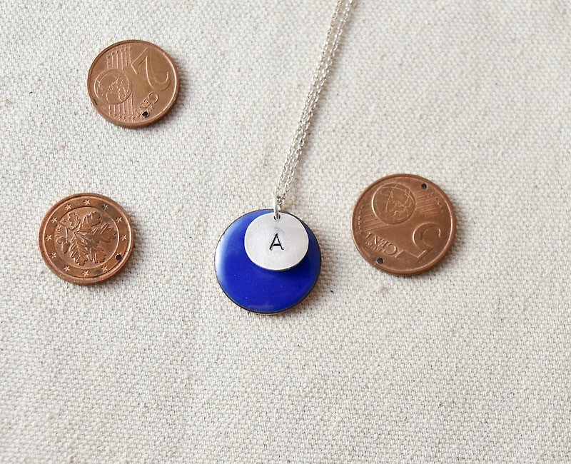 Euro coin / letter silver necklace / A - สร้อยคอ - โลหะ สีน้ำเงิน