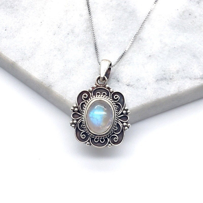 Moonlight stone 925 sterling silver classical design necklace Nepal handmade mosaic production - Necklaces - Gemstone Blue