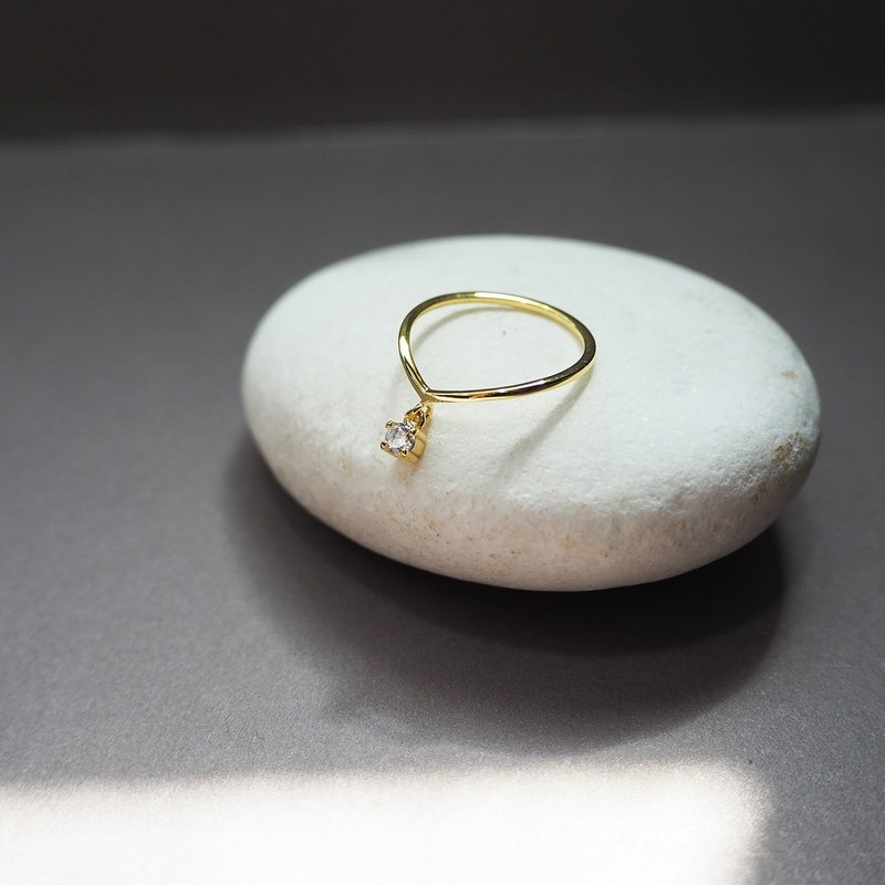 princess ring k_公主戒指k K金 線戒 婚戒 求婚戒 訂婚戒 細戒 - 戒指 - 貴金屬 金色