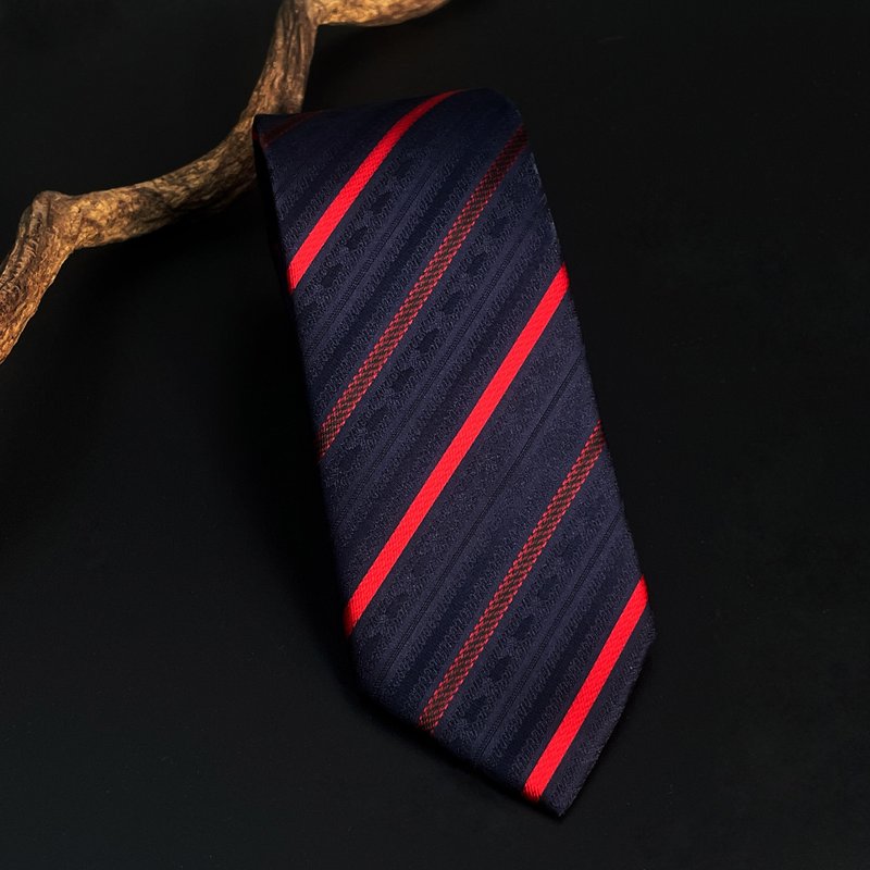 Dark twill red and dark blue tie - like mulled wine in winter, it always makes people intoxicated and fascinated when paired with a movie. - Ties & Tie Clips - Other Man-Made Fibers Blue